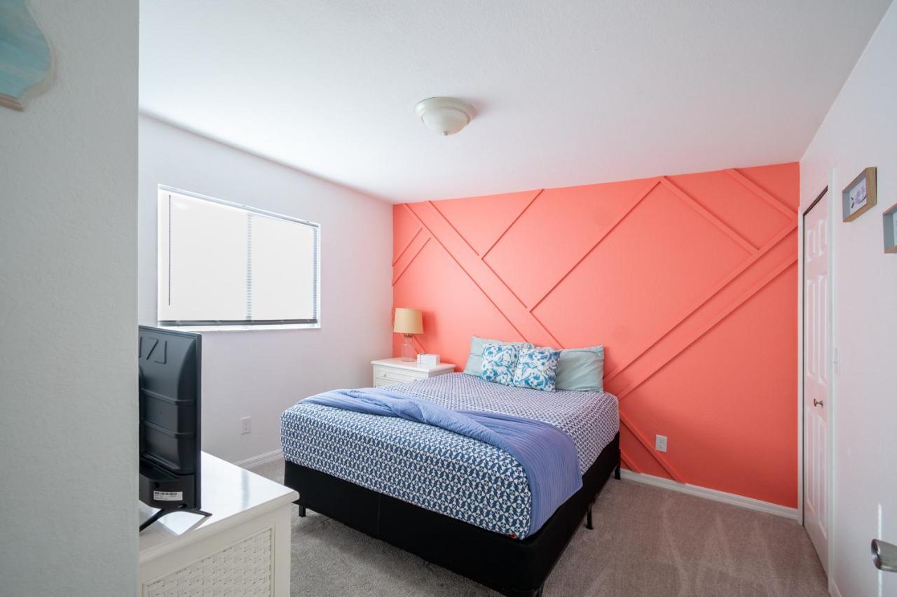 Serene 3-bedroom Haven Near Sanibel Beach! *